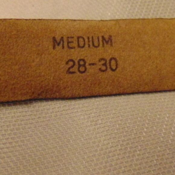 EUC VINTAGE LYNTONE 1431 Python Cowhide Yellow & Brown Belt Gold Hardware 28-30 - Picture 6 of 9